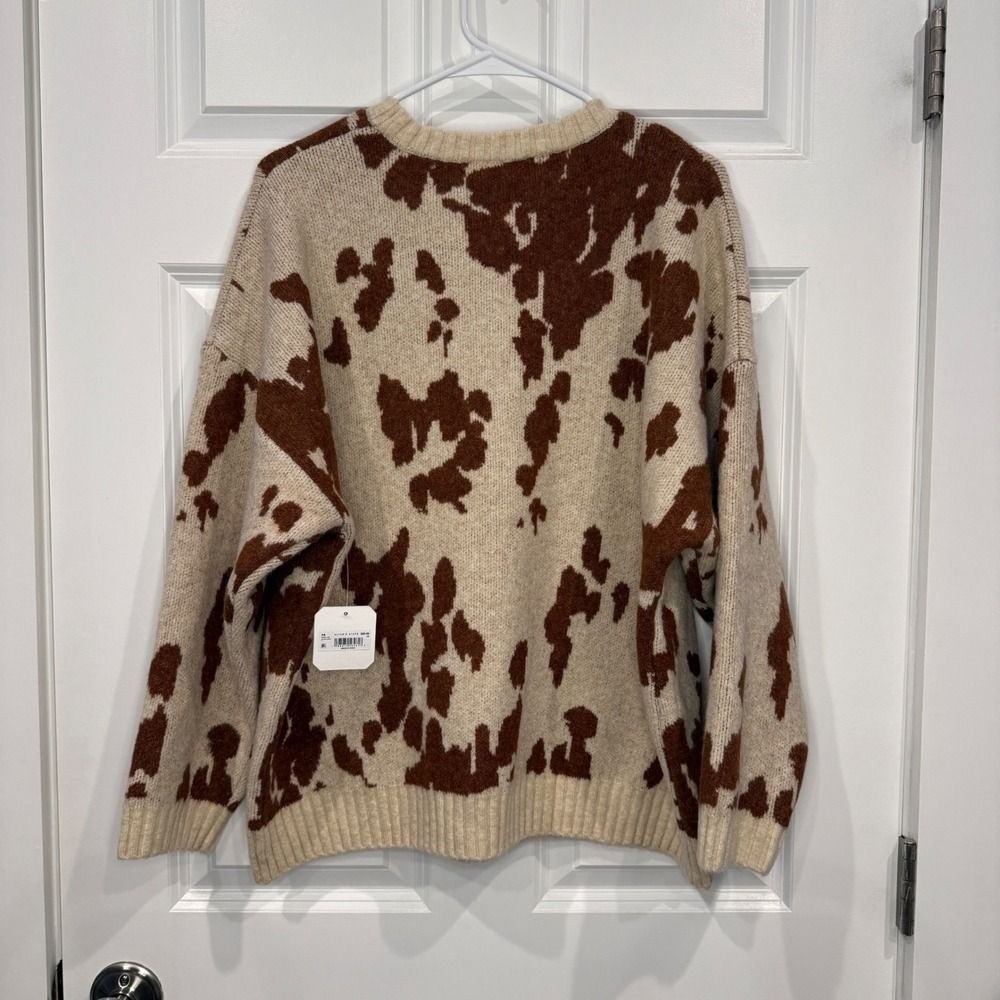 Altar'd State Cow Print Oversized Crew Neck Sweater Brown Cream Size XS NWT - Picture 6 of 7